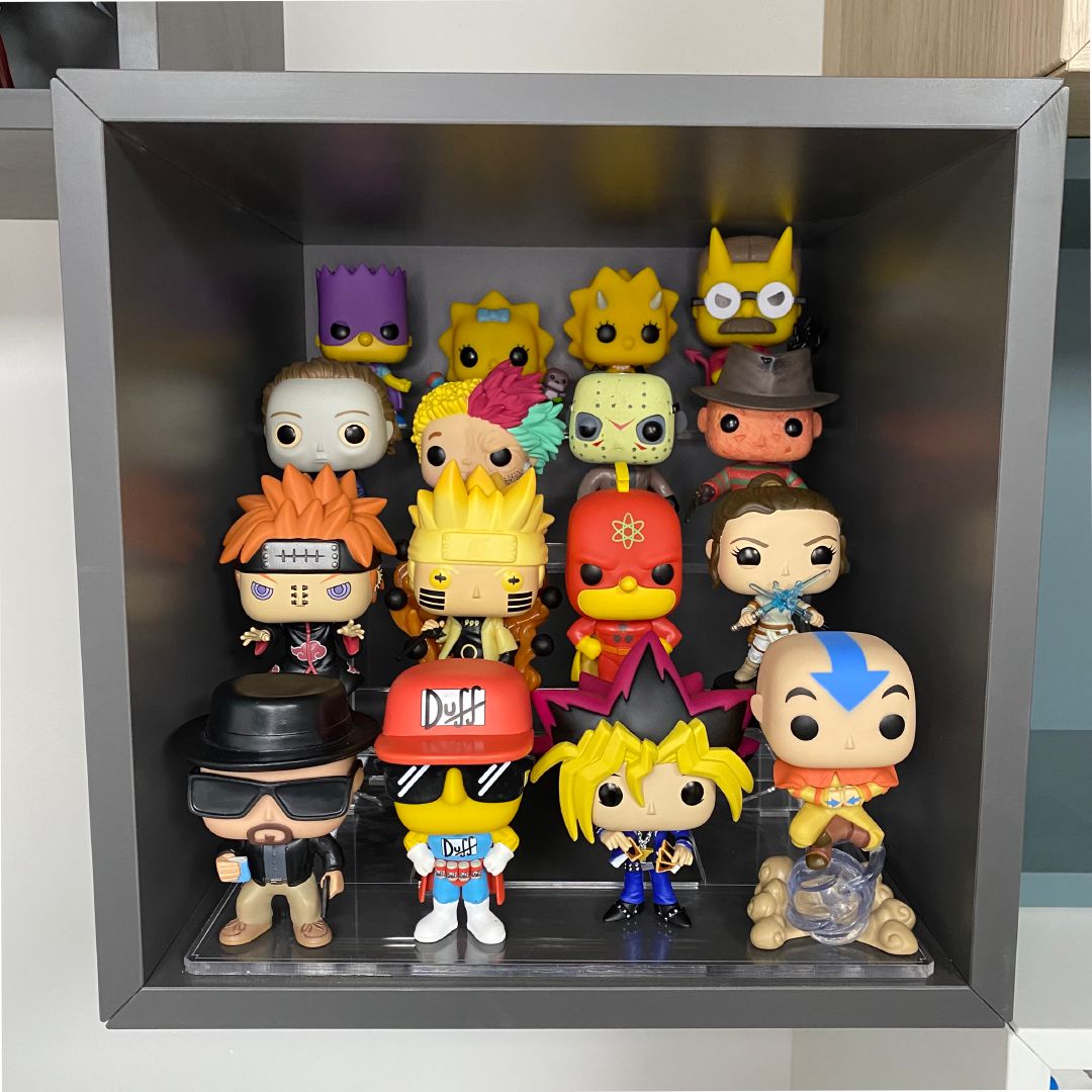 Grada para Funko Pop® de 4 Pisos-acrilico-exhibidor-caja-case-Decolecto