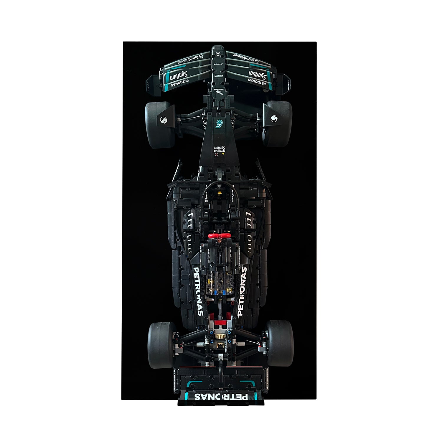 Exhibidor de Pared para Mercedes AMG Formula 1™ (42171)
